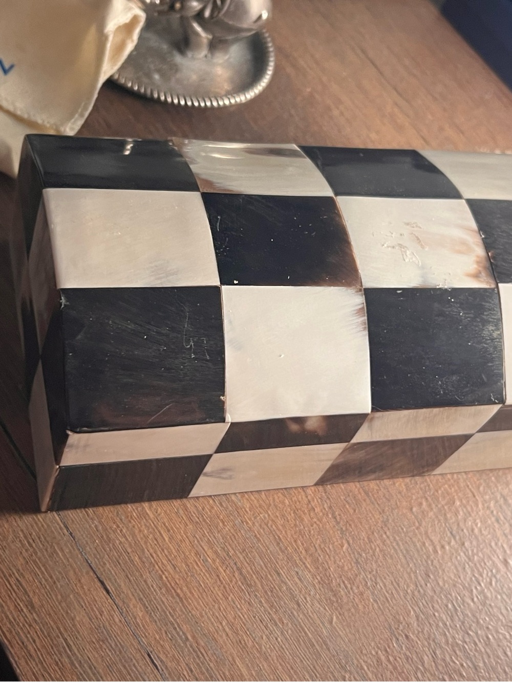 Checkerboard Horn Inlay Decorative Box - Picture 4 of 4